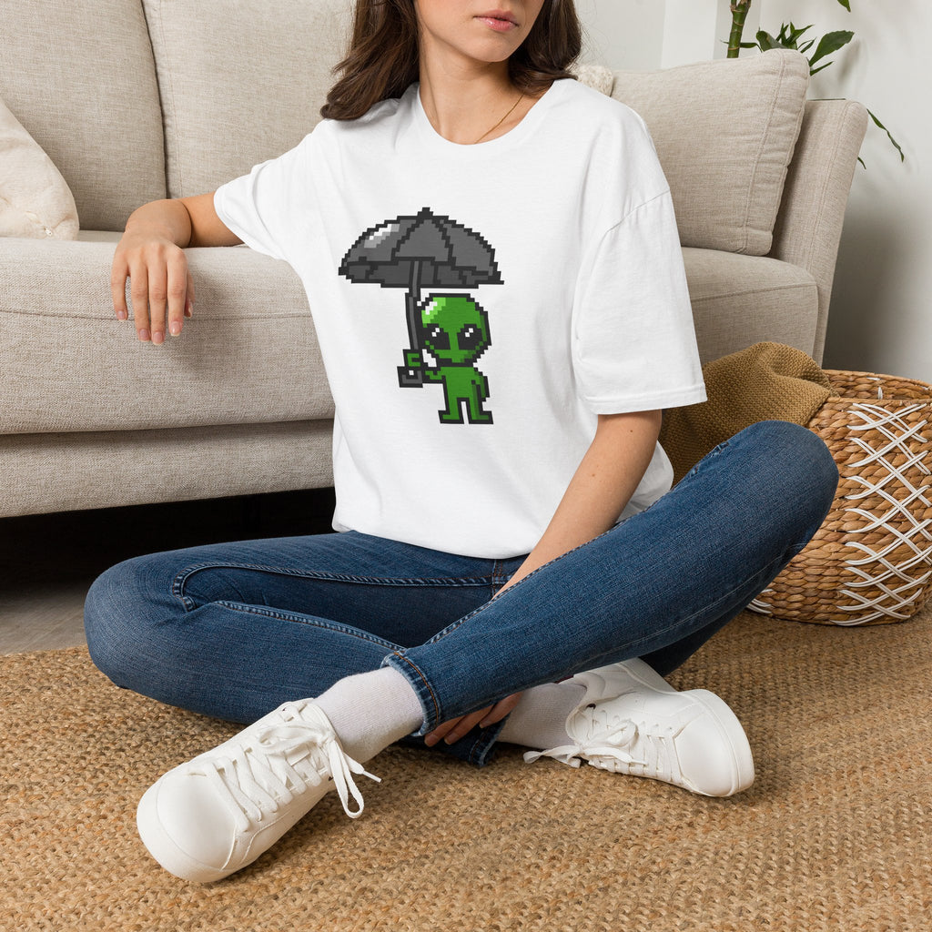 Alien Pixel Art T‑Shirt — Cute Green Alien Holding Umbrella Retro Graphic Tee