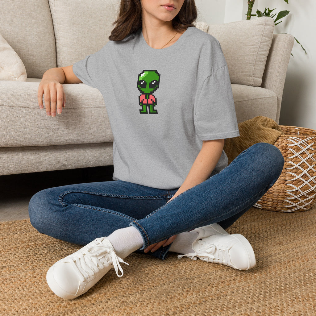Pixel Alien T‑Shirt — Cute Retro Gamer Alien Graphic Tee